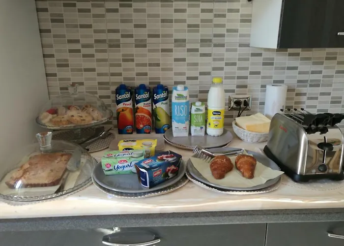 Les & サンタ・テレーザ・ガッルーラ