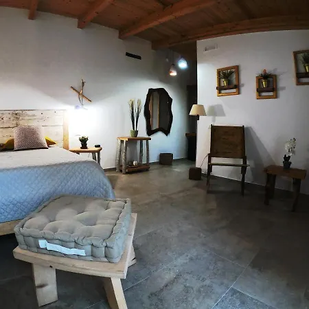 Les & Bed and breakfast *