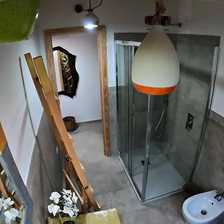 Les & Bed & Breakfast 4*