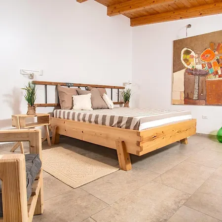 Bed and breakfast Les &