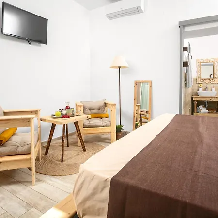 Bed & Breakfast Les & 4*