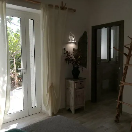 Bed and breakfast Les & 4*