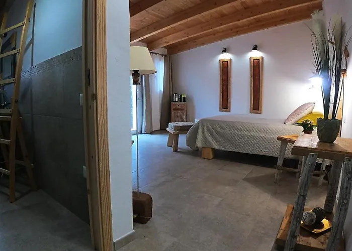 Les & 住宿加早餐酒店 圣特雷莎加卢拉