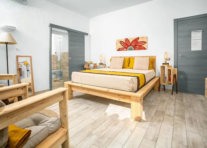 Les & 4* 圣特雷莎加卢拉