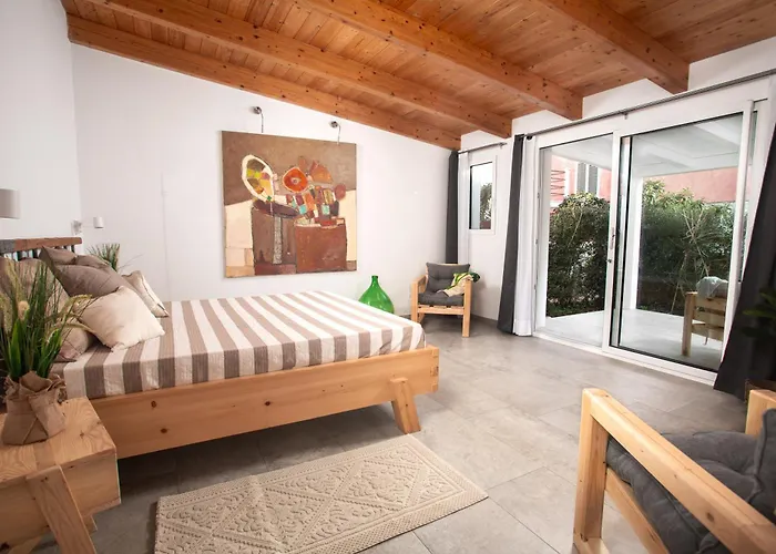 Les & 4* 圣特雷莎加卢拉