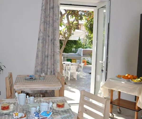 Les & 住宿加早餐酒店 4*