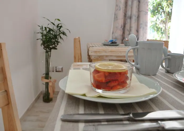 住宿加早餐酒店 Les & 4*