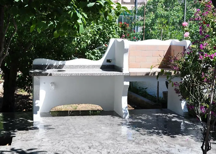 住宿加早餐酒店 Les & 4*